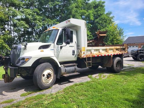 2008 International 7400 CONVENTIONAL CAB, 7.6L L6 DIESEL, Thiele Dump Body Vikin