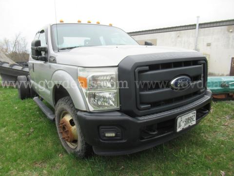 2012 Ford F-350 SD XL SuperCab Long Bed DRW 2WD