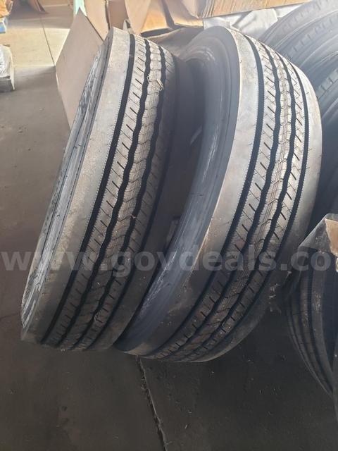 2 New Bridgestone 265/75r22.5