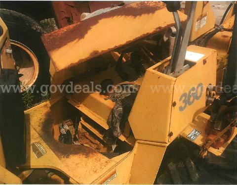 1999 SD100 Case Trencher