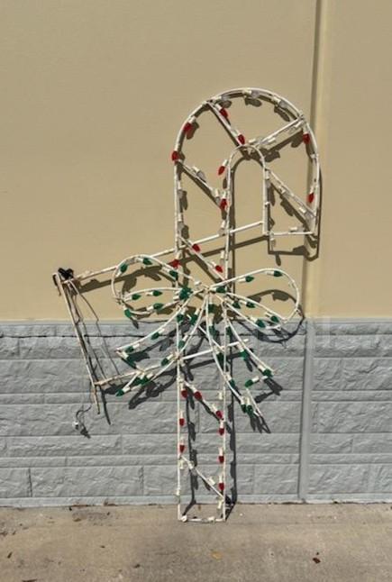 Commercial Holiday Light Decorations