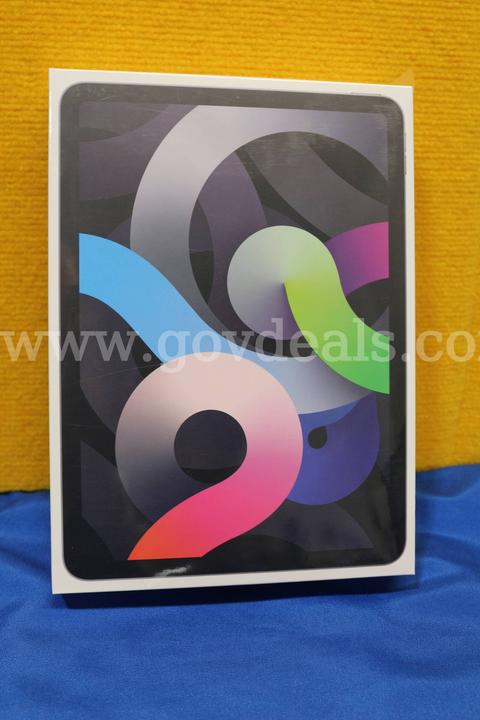(1) Apple iPad Air 4th Gen (new)