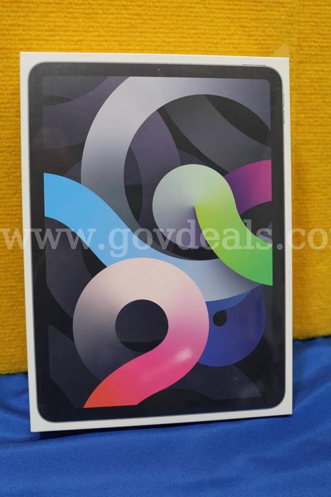 (1) Apple iPad Air 4th Gen (new)