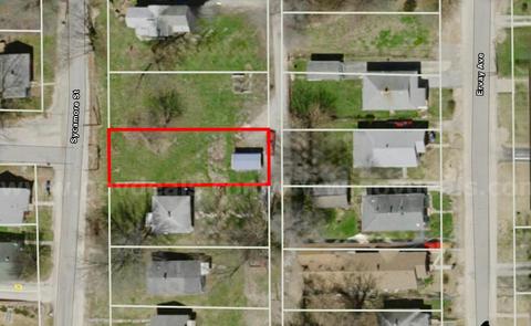 (No Reserve) 42 X 120 Sq ft. Residential CITY-LOT in Alton, IL (Next to School and Golf Course)