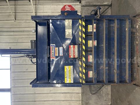 Max-Pak MP60HD Vertical Baler
