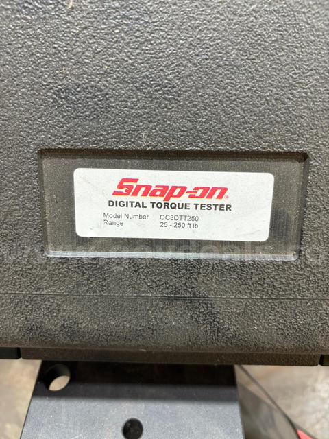 Snap-On Digital Torque Tester Model QC3DTT250 and Calibration Stand TTC4500