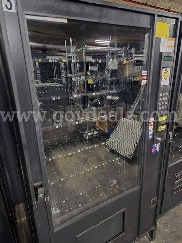 AMS Snack Vending Machine (Glass Front)