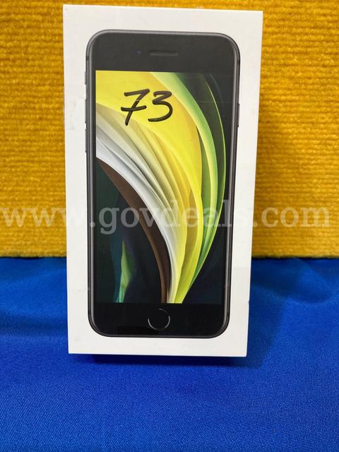 (1) Apple iPhone SE 4"