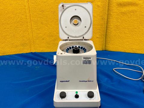 (1) Eppendorf Model 5415 C Centrifuge
