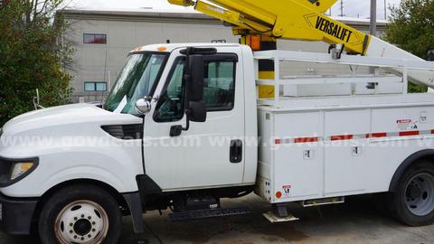 2012 International TerraStar NON-CDL Bucket Truck