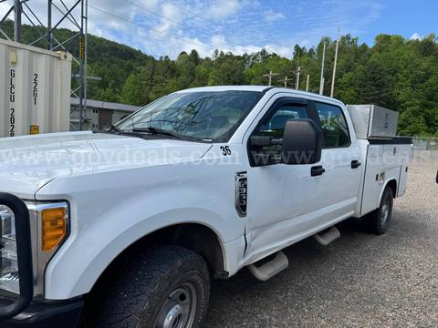 2018 Ford F-350 SD Service truck