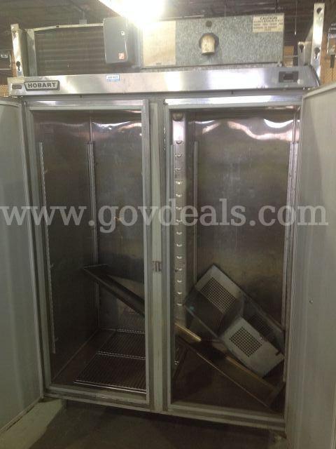 Hobart Mdl QF2 2Dr Reach-In Refrigerator NAF #89338