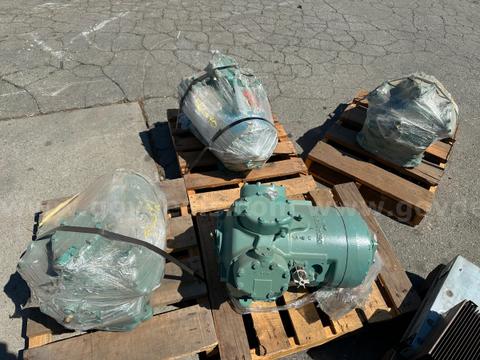 Lot of 4x 15 HP Carrier Motors