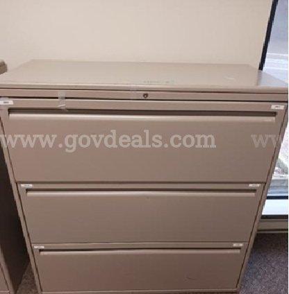 USED - 3 Drawer File Cabinet