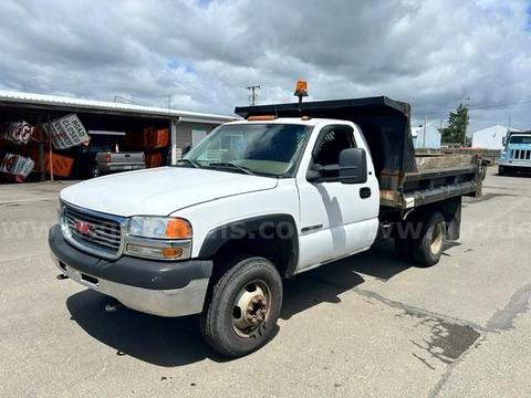 2001 GMC Sierra 3500 SL 2WD