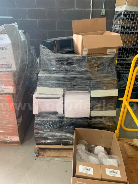 Lot of Cleaning Supplies