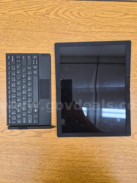 (1) X1 Fold Gen 1 (Type 20RK, 20RL) Laptop - [IU-NW]