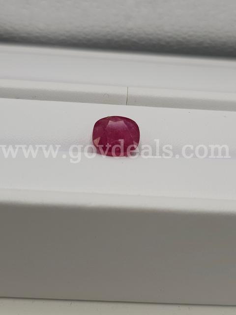 5.60 CT Ruby Gemstone