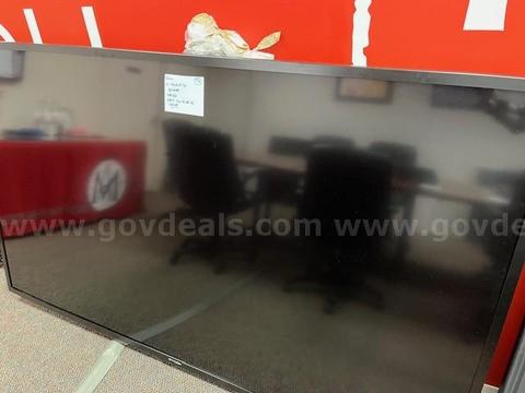 Sharp 90" LED LCD Full HD (not 4K) TV with remote control & wall bracket