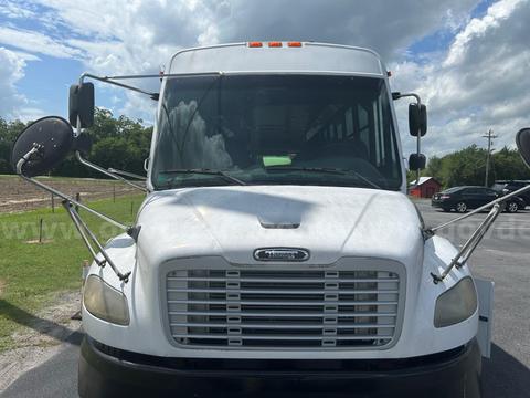 2010 Freightliner B2 Bus
