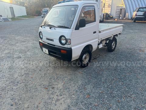 Suzuki Carry Kei truck 4x4 5 speed mini