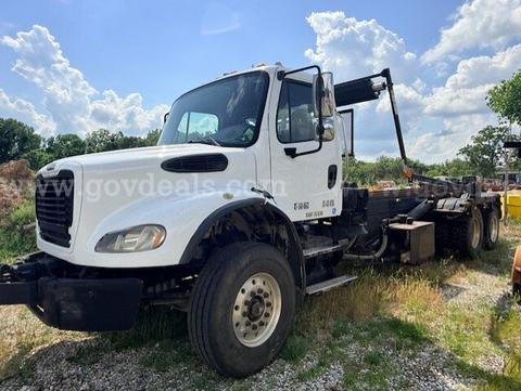 2007 Freightliner M2 112 Roll Off Truck