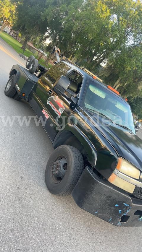 2003 Chevrolet Silverado 3500 LT Ext. Cab 2WD Wrecker Tow Truck