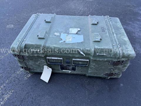U.S. ARMY Military THERMODYNE HARD TRANSPORTATION CASE HUGE SIZE COLOR GREEN USED
