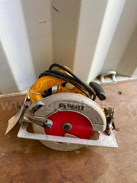 DeWalt Circular Saw