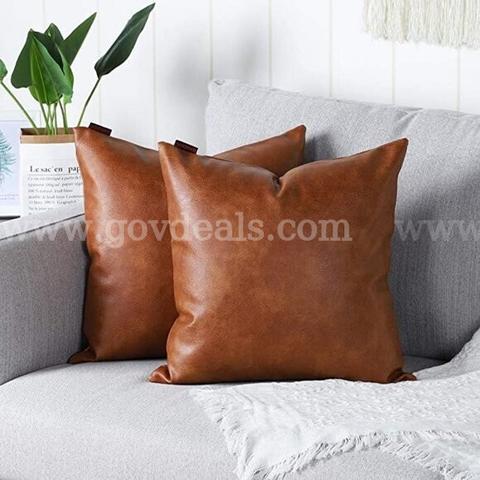 LOT OF 2 BOXES OF 20 (TOTAL OF 40 PCS) Faux Leather Decorative Throw Pillow Covers Modern Outdoor Color TAN NIB