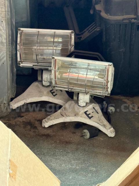 Work Lights - government surplus lot currently bid at $1 in Casper, WY