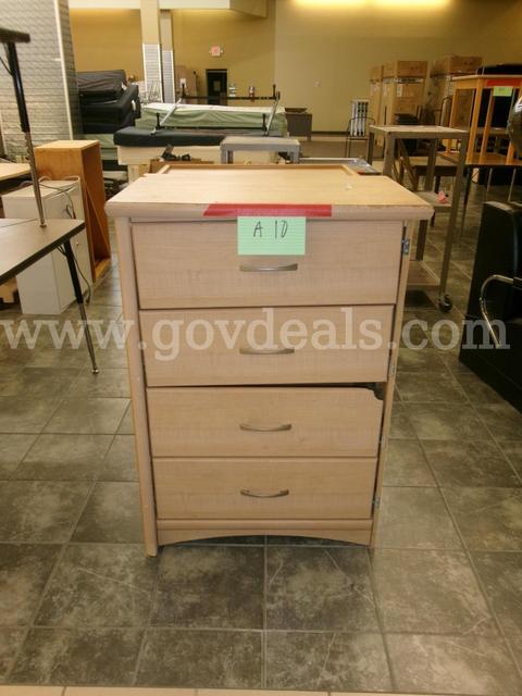 Wood Dresser, 4 Drawer