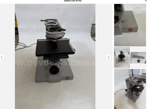 Leitz Dialux Microscope with Objectives and Eyepieces Duel Teaching Bridge shipping only