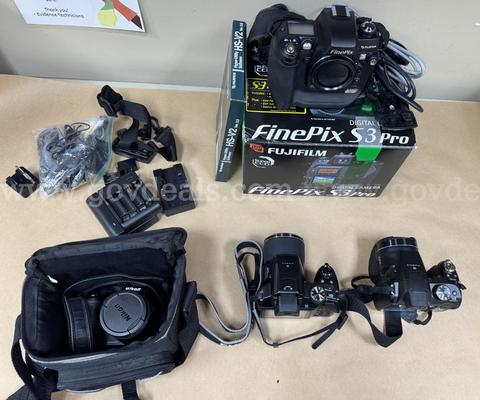 Lot of Digital Cameras & Accessories **PICK-UP ONLY**
