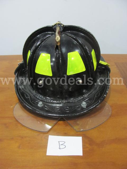 Cairns New Yorker N5A Helmet