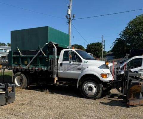 2007 Ford F-750 Dump/Plow Truck
