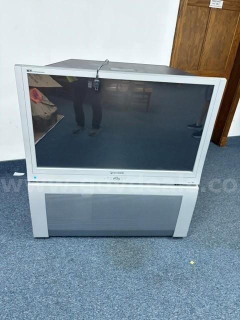 Panasonic TV - government surplus lot currently bid at $1 in La Crosse, WI