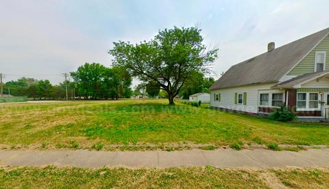 Large Residential Lot 1.6 Miles from Indiana State University