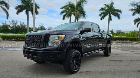 2017 Nissan Titan XD 4WD V8 TDSL CREW CAB 5.0L
