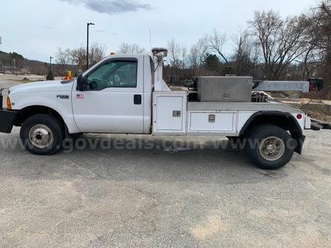 1999 Ford F-350 Wrecker
