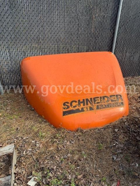 Wind Deflector Hood for Tractor Trailer