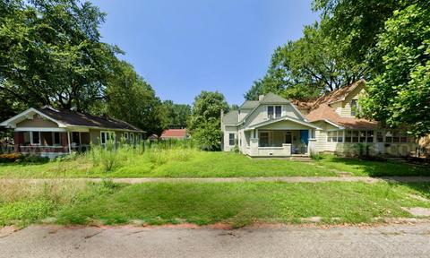 Large Residential Lot 1.6 Miles from Indiana State University