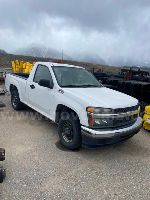 2008 Chevrolet Colorado Regular Cab Pickup β 2.9L 4-Cyl, Manual Transmission β LOW MILES