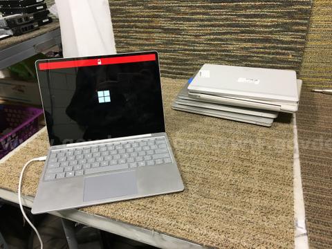 LOT OF 6 MICROSOFT  SURFACE GO CORE 15-1035G1 1.0GHZ 12.4'' DISK128GB 8GB RAM