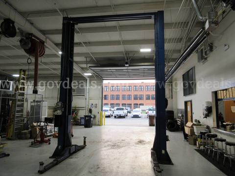 1996 Rotary SPO15 Vehicle Lift