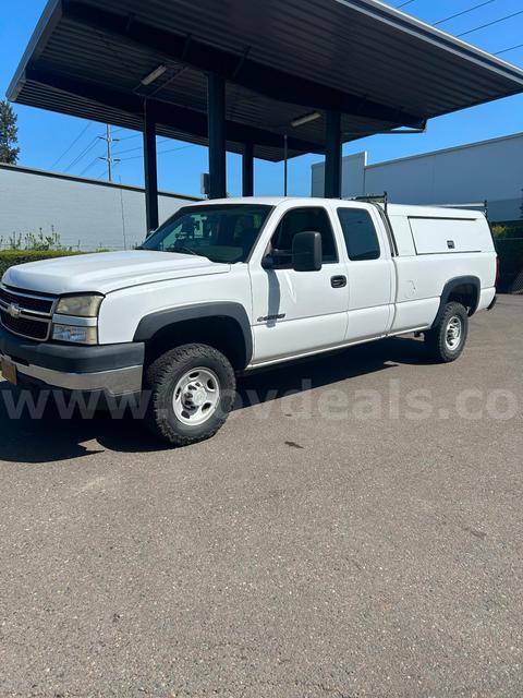 2007 Chevrolet Silverado Classic 2500HD Work Truck Ext. Cab Long Box 2WD