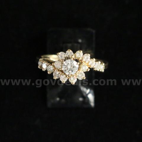 14k Yellow Gold Diamond Engagement Ring, 4.0 Grams