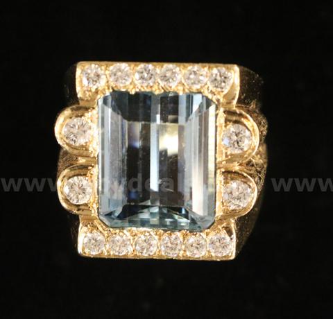 10k Yellow Gold Ring with Large Aquamarine and Diamonds, 67.3 Grams