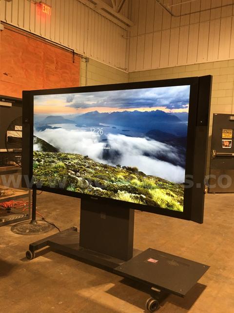 MICROSOFT 1596 84'' SURFACE HUB I7-4TH GEN 8GB/128GB NVIDIA QUADRO K2200 WITH STAND