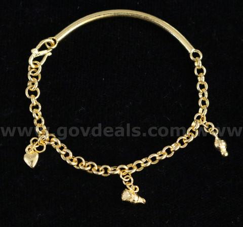 22K Yellow Gold Baby Bracelet With 3 Charms, 5.3 grams
